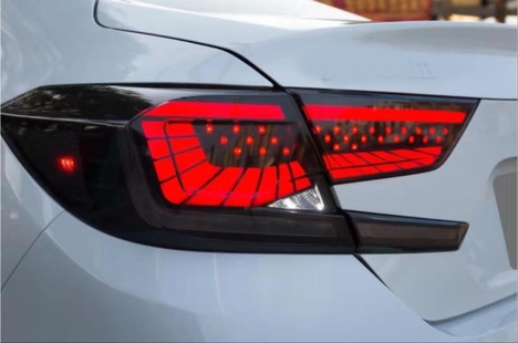 HONDA ACCORD 2020+ IÇIN UYUMLU OMURGA LED STOP - SMOKE